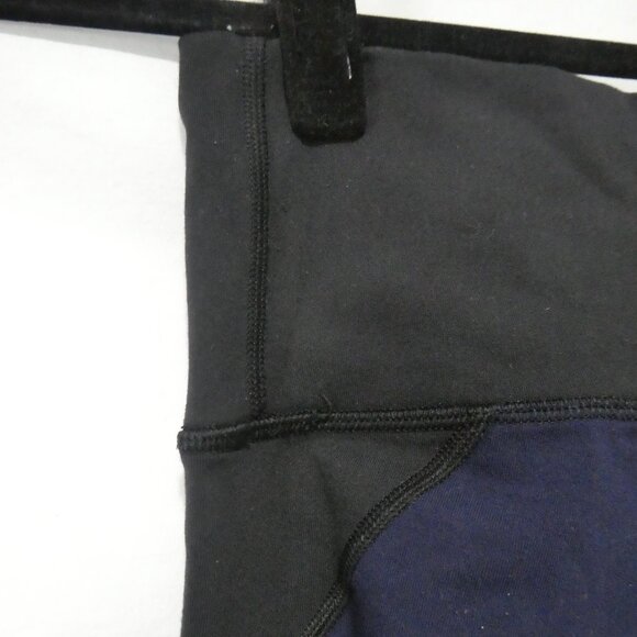 TNA - Aritzia | small | Black Leggings With Navy Blue Panel Front and Back - Picture 10 of 16